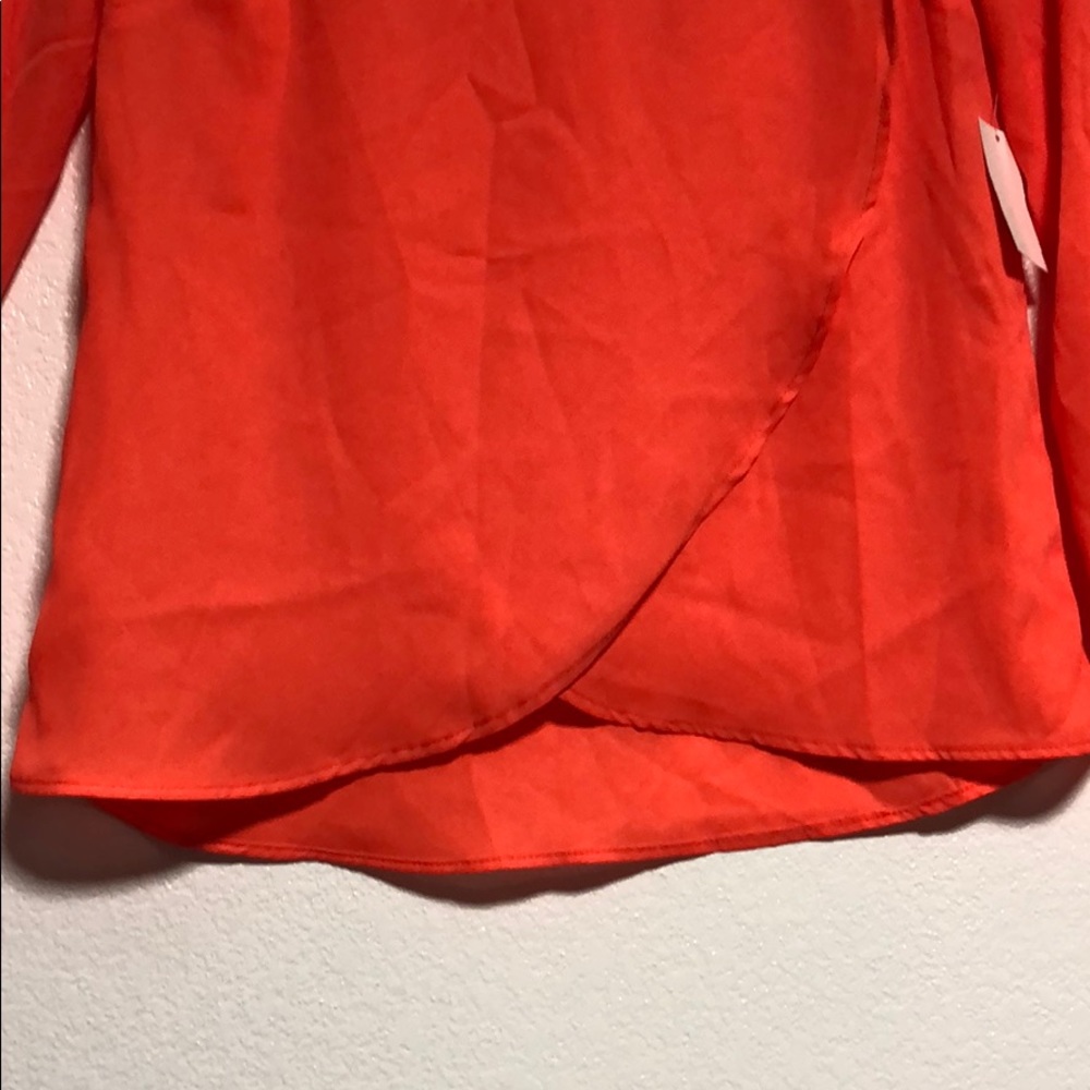 Top - Picture 2 of 3